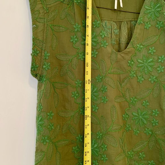 Anthropologie Embroidered Green Cropped Top Size S - Picture 4 of 5